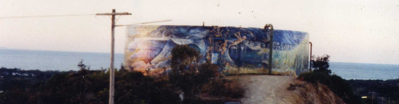 A HISTORY OF BYRON BAY (as seen painted on the water tower above the town).